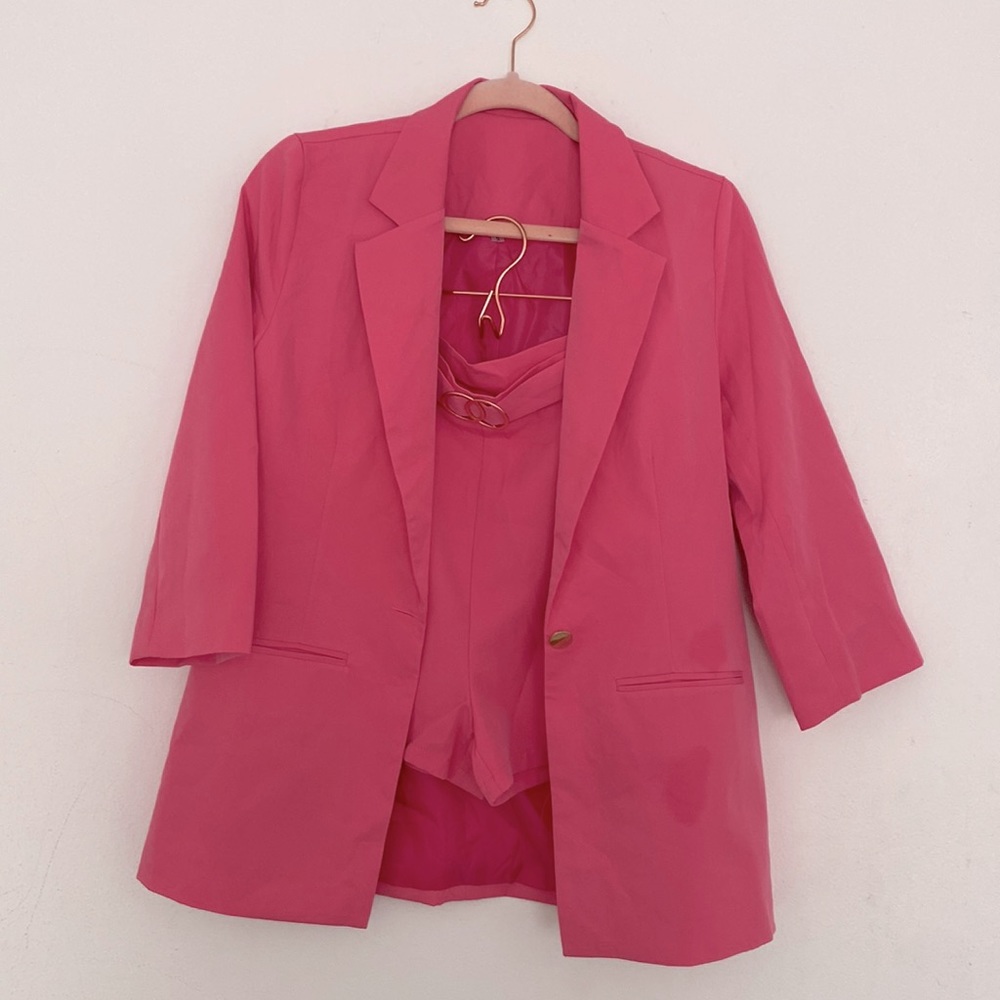 Shein two piece blazer/shorts set Notched collar blazer/o-ring detail short set
